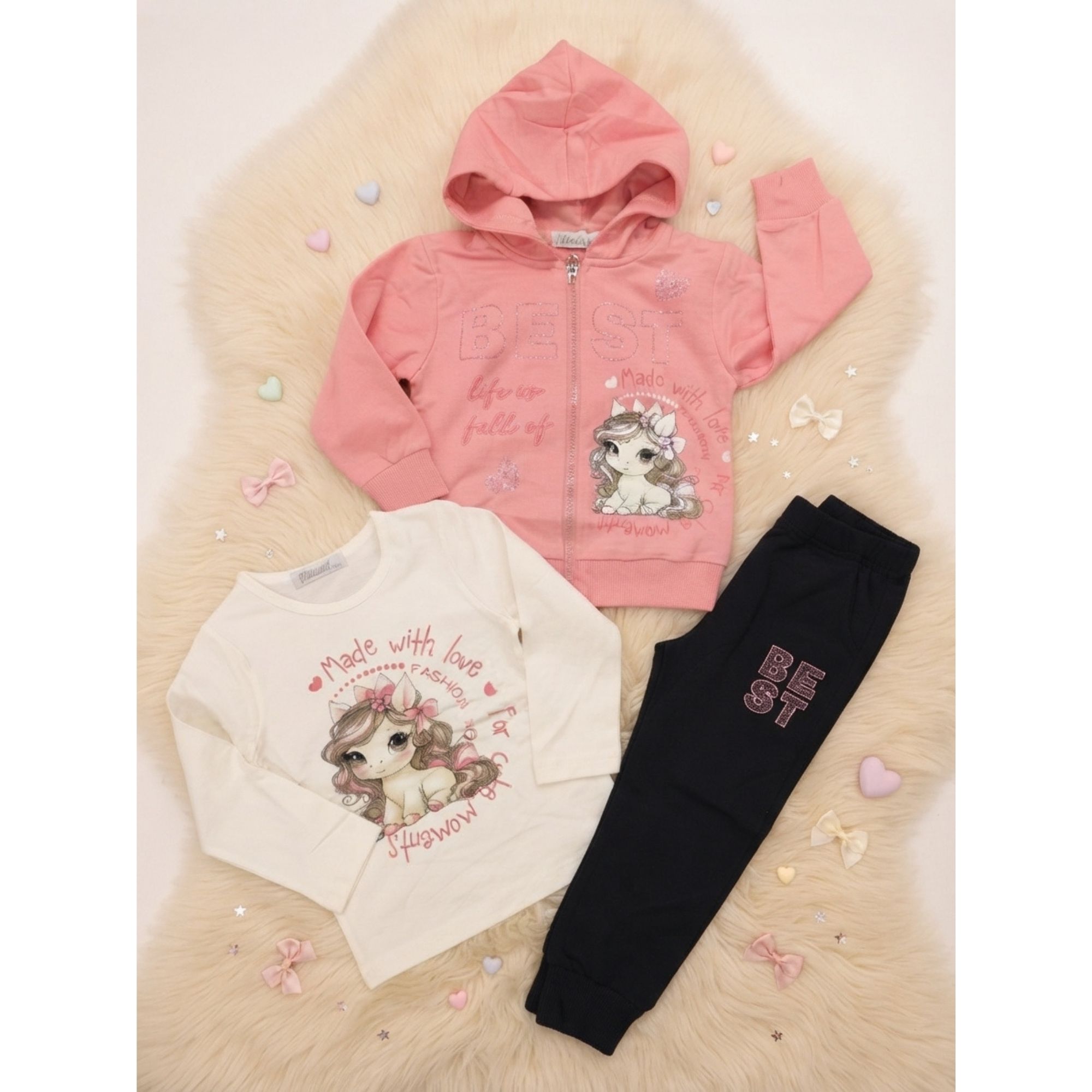 Tuta Bambina 3 Pezzi: Felpa Rosa con Zip e Cappuccio + T-shirt Panna con Stampa + Pantaloni Tuta Neri